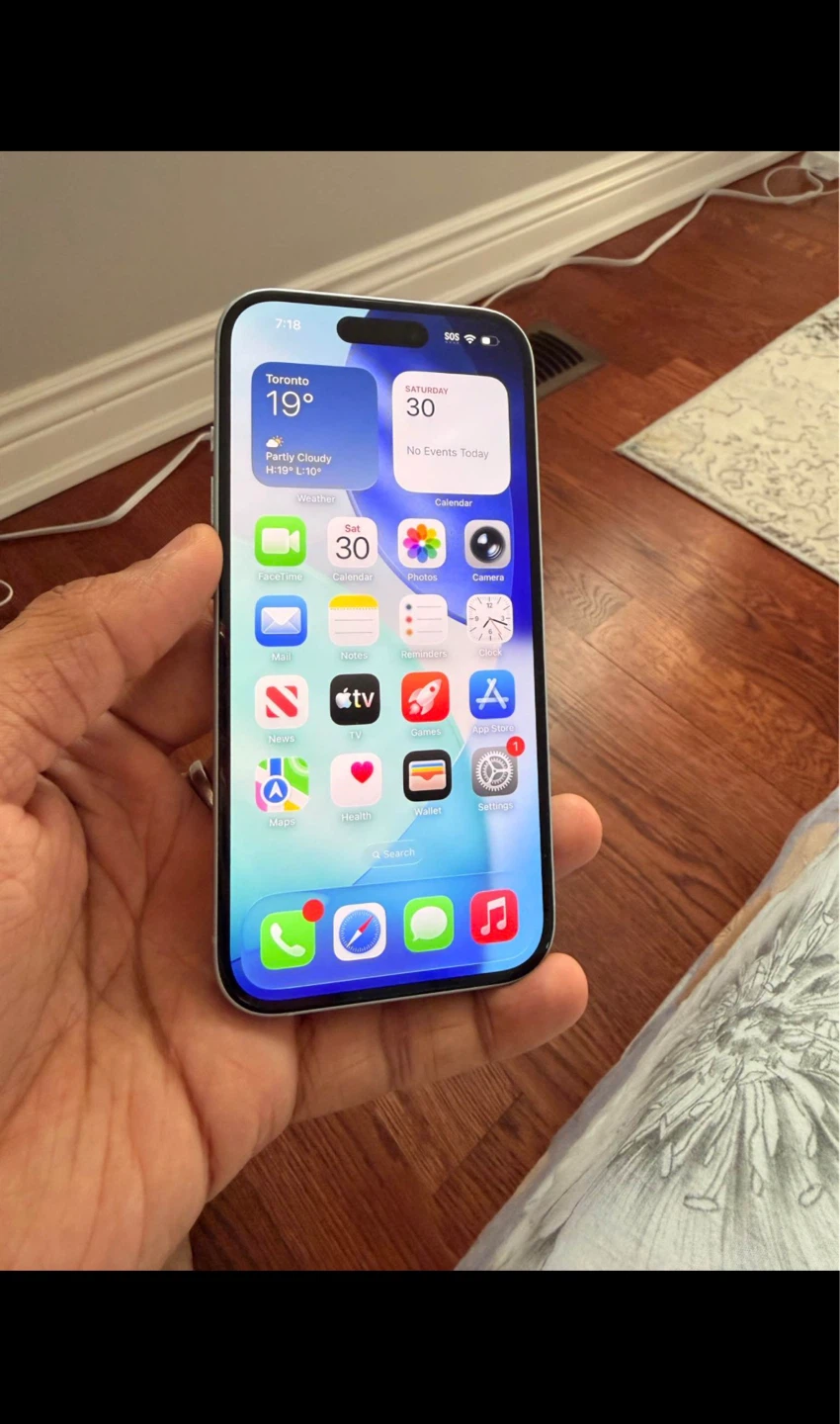 Apple iPhone 15 - photo 2