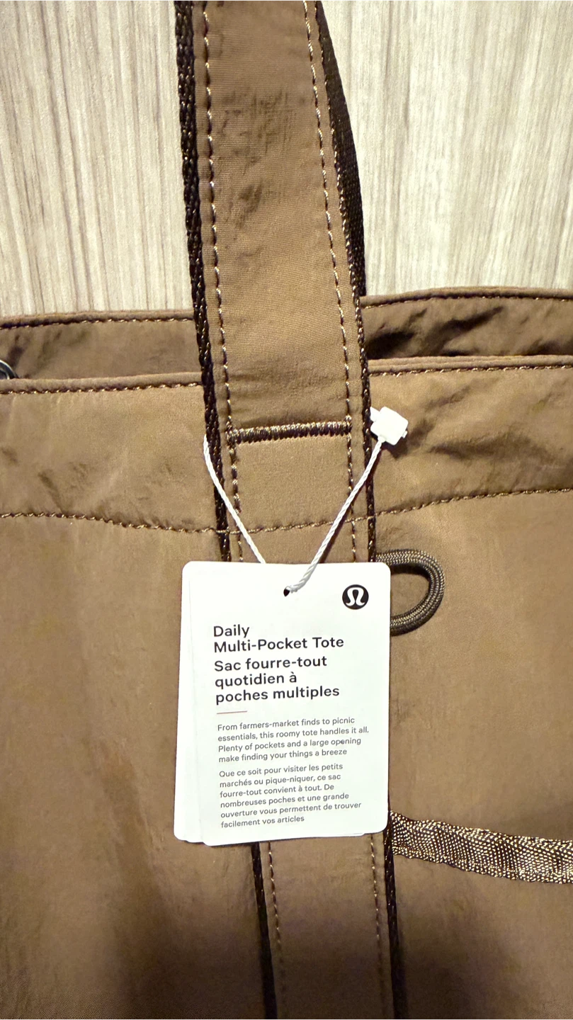 Lululemon Tote Bag (NEW) - photo 4