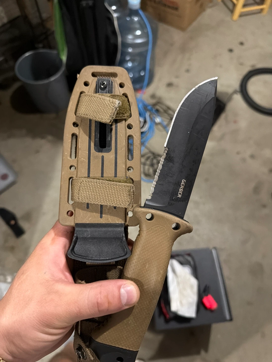 Gerber Fixed Blade Knife with Sheath
