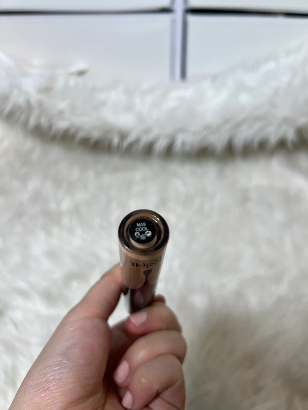 Kat Von D Lock-It Concealer M19 Cool - photo 2