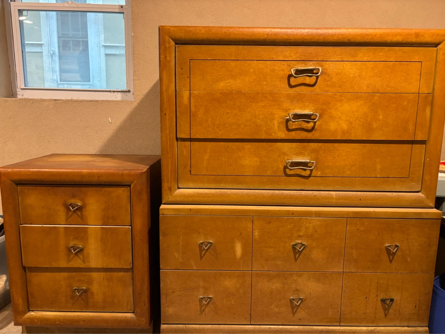 Vintage Wooden Dresser and Nightstand Set - photo 3