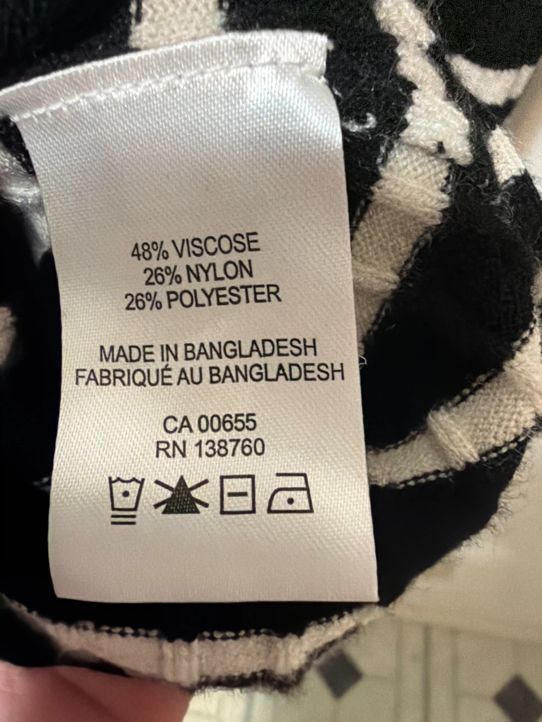 Reitmans Black & White Striped Ribbed Sweater - photo 4