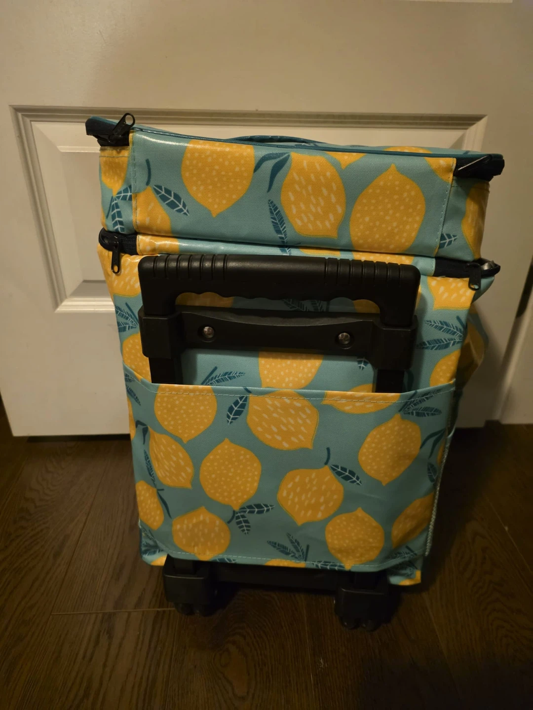 Sun&Bliss Rolling Cooler Bag with Lemon Print - photo 2