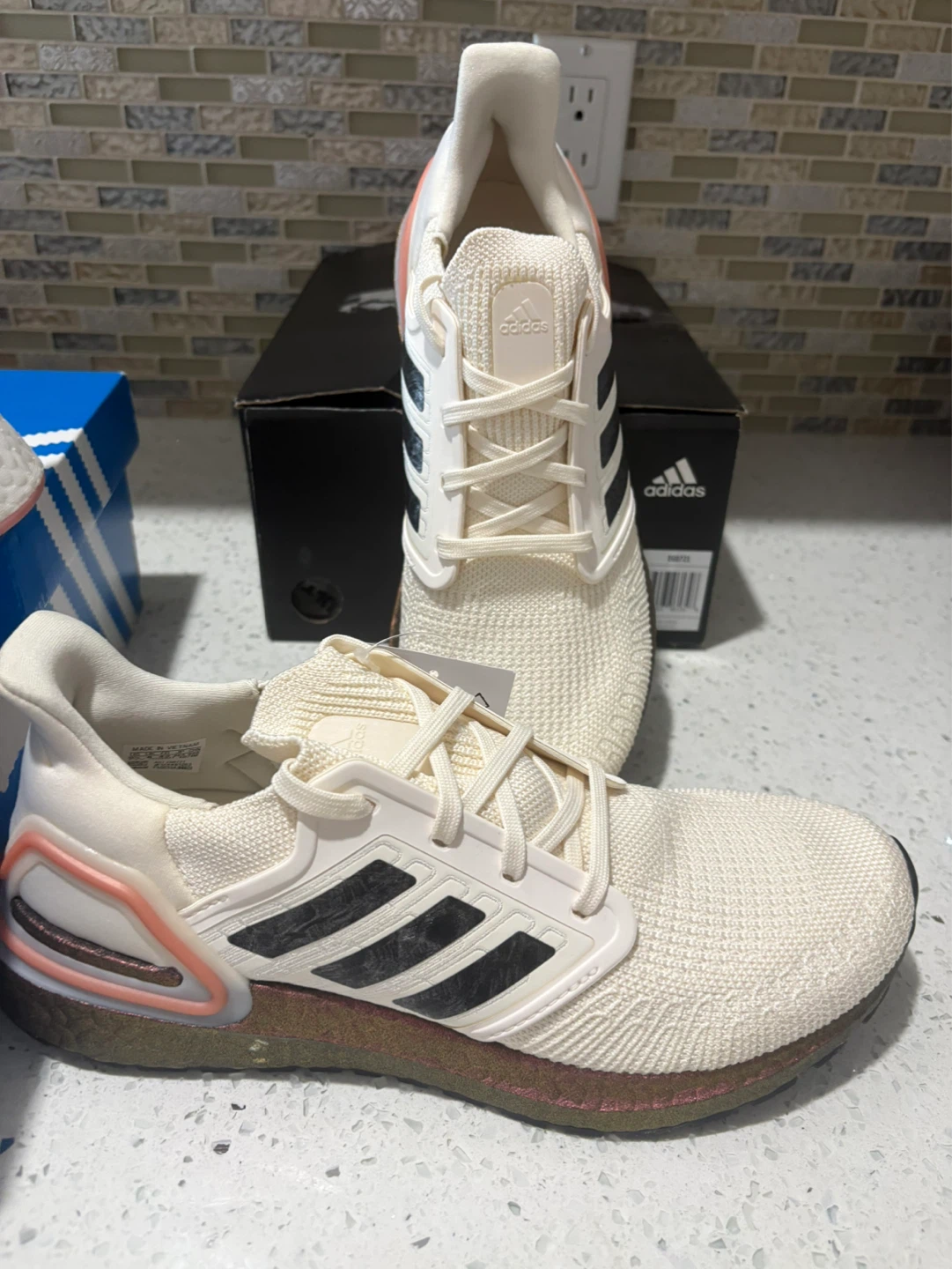 Adidas Ultra Boost Size 9.5 - photo 5