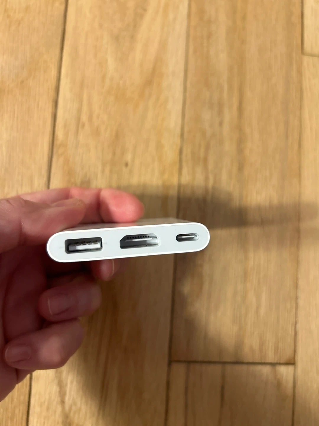 Apple USB-C Digital AV Multiport Adapter - photo 4