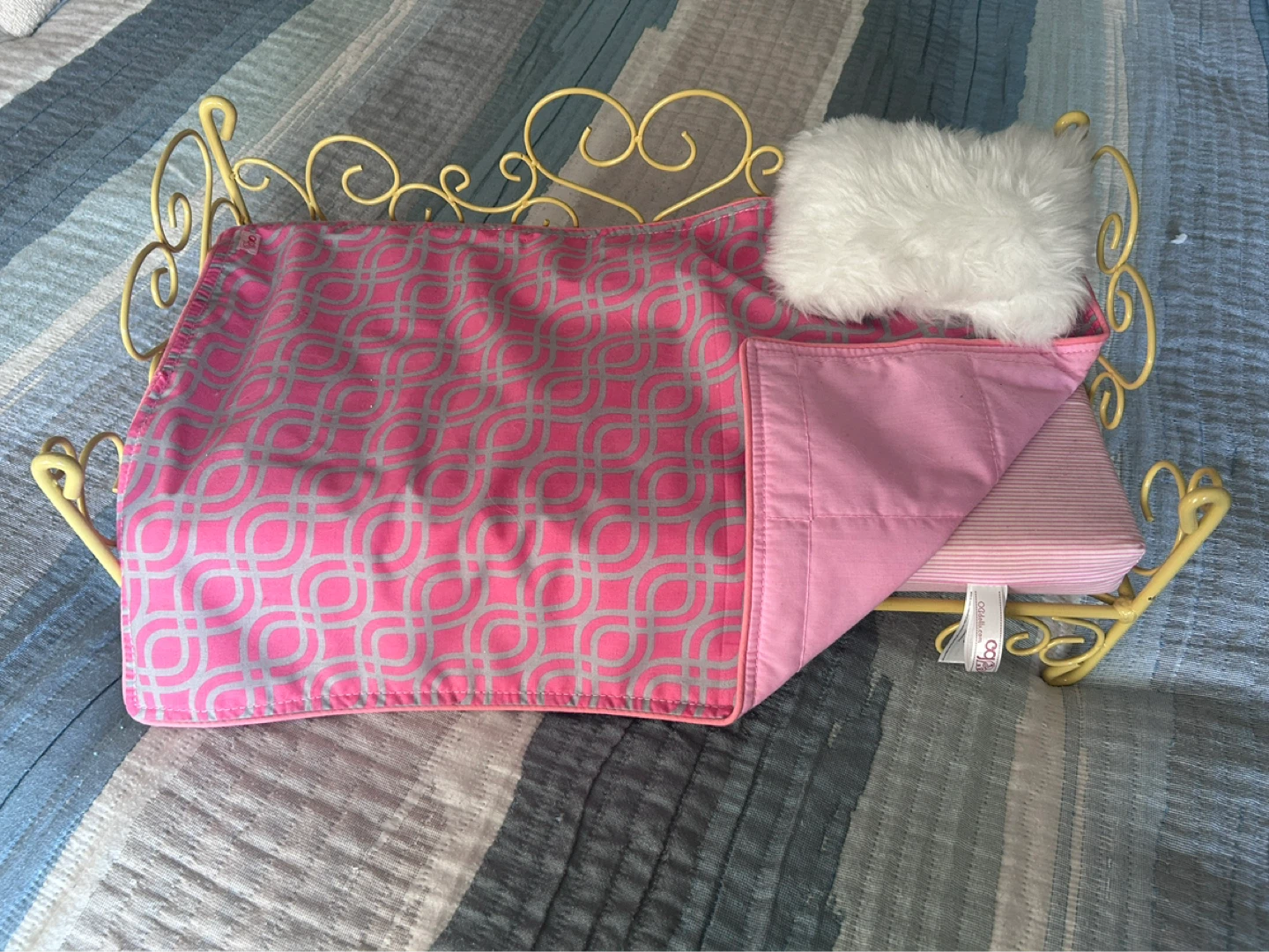Doll Bed with Bedding - photo 4