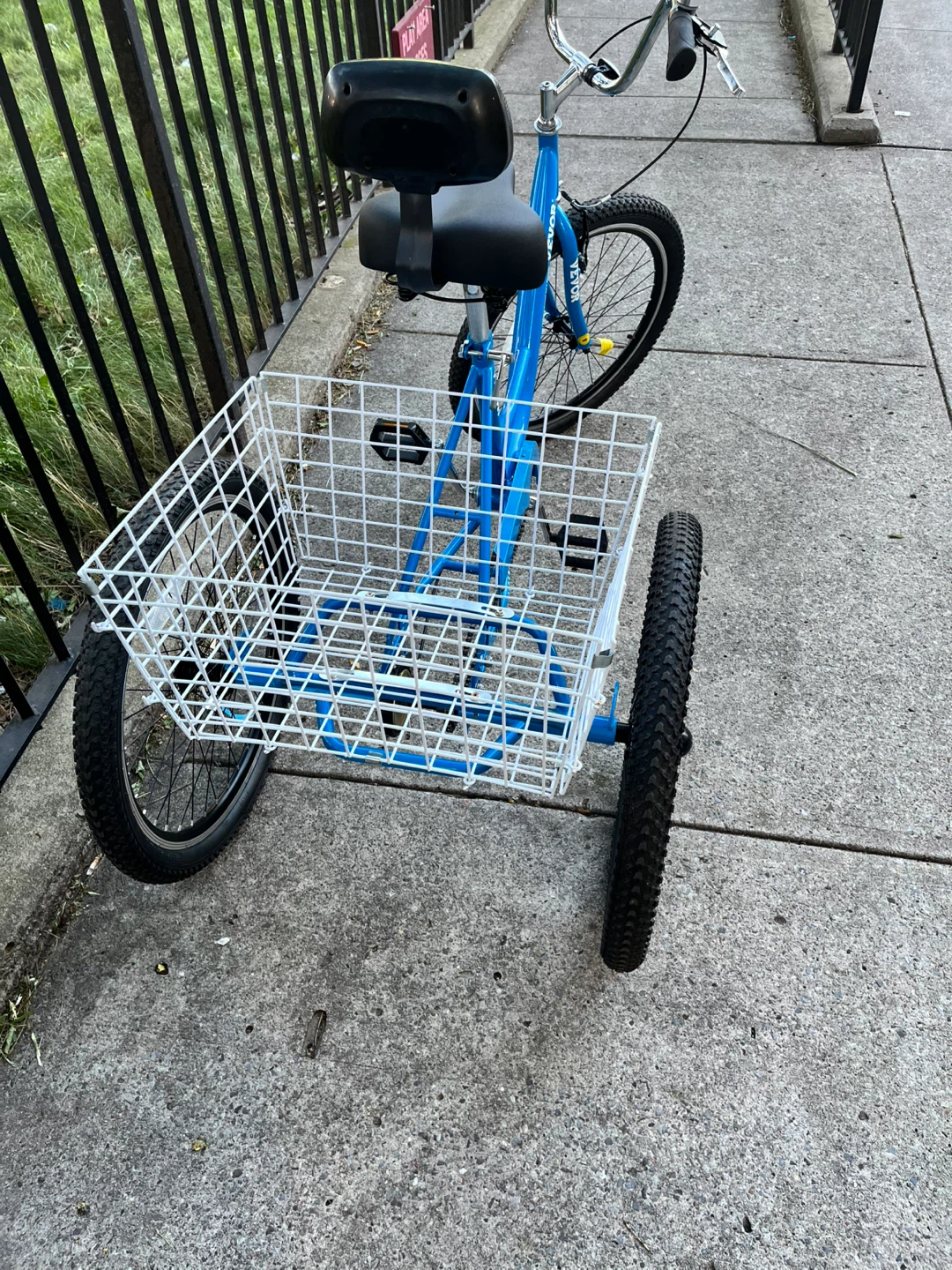Blue VEVOR Bicycle - photo 3
