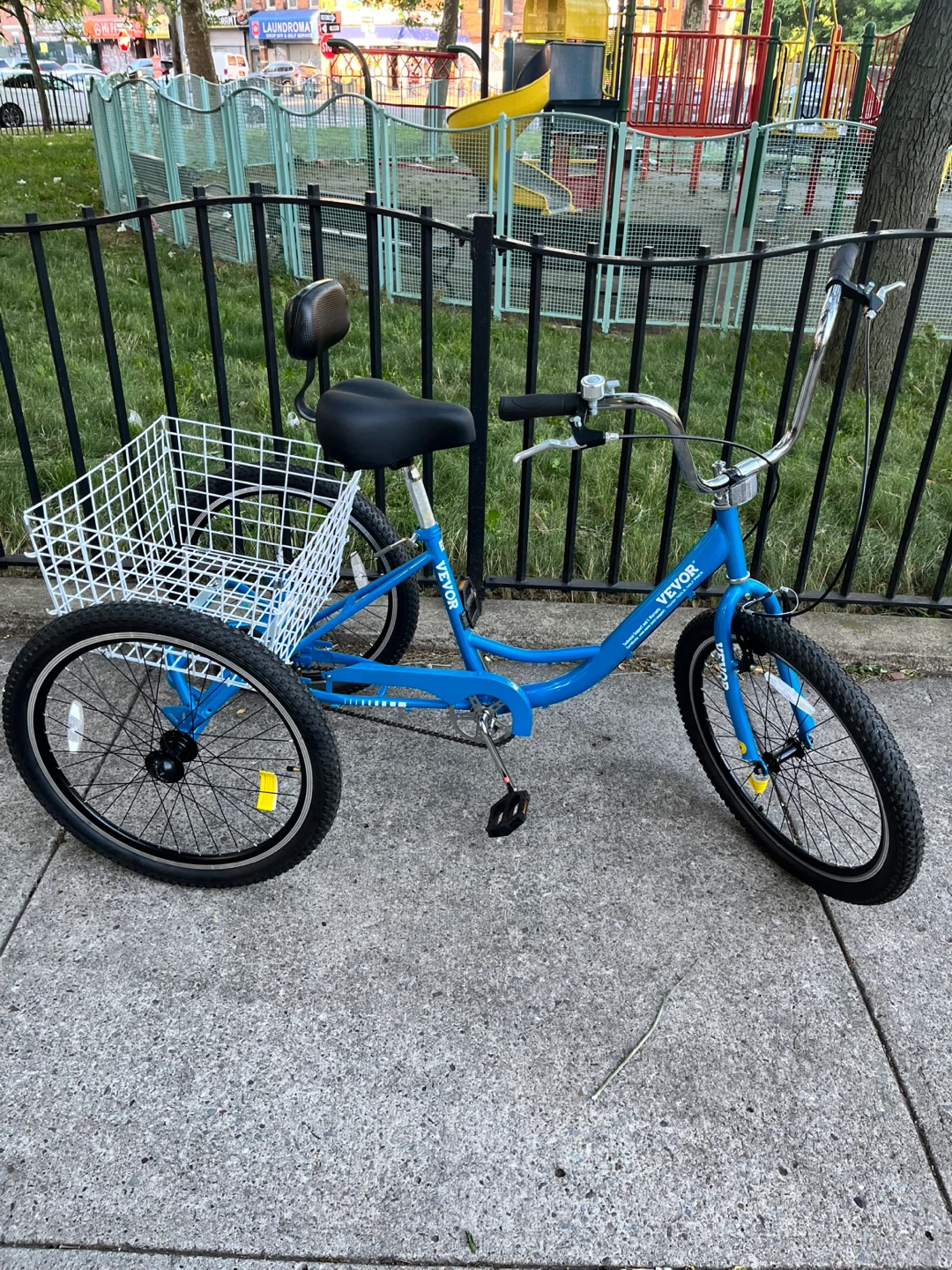 Blue VEVOR Bicycle
