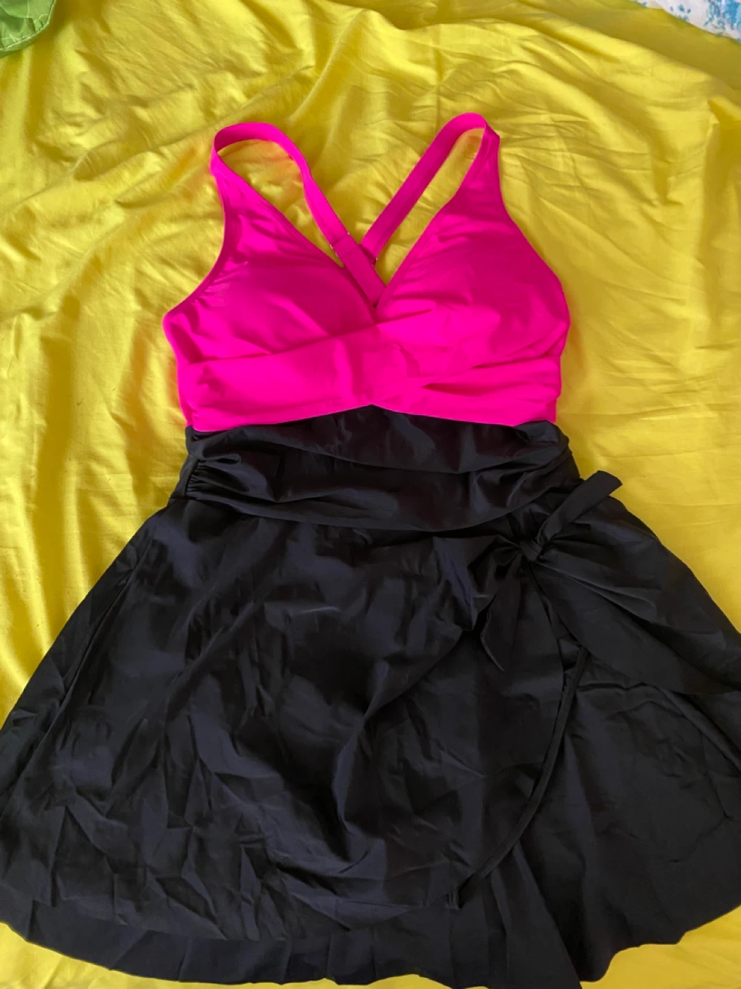 Blooming Jelly Pink and Black Swimdress XL