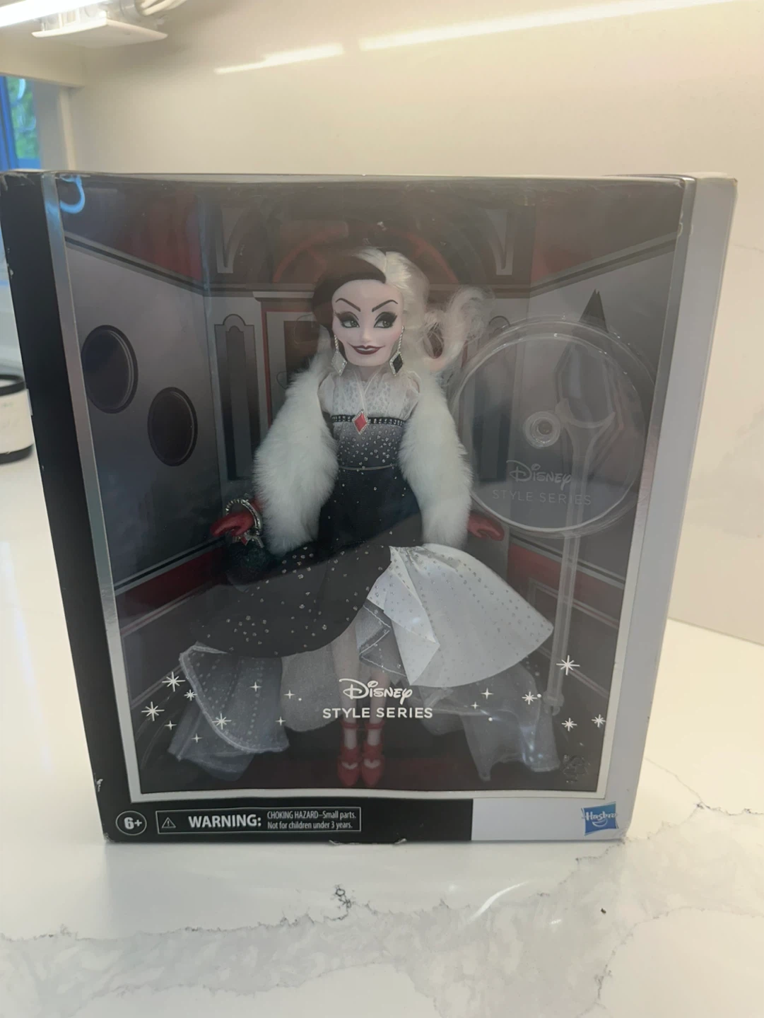 Disney Villans 2021 Cruella de vil collectors