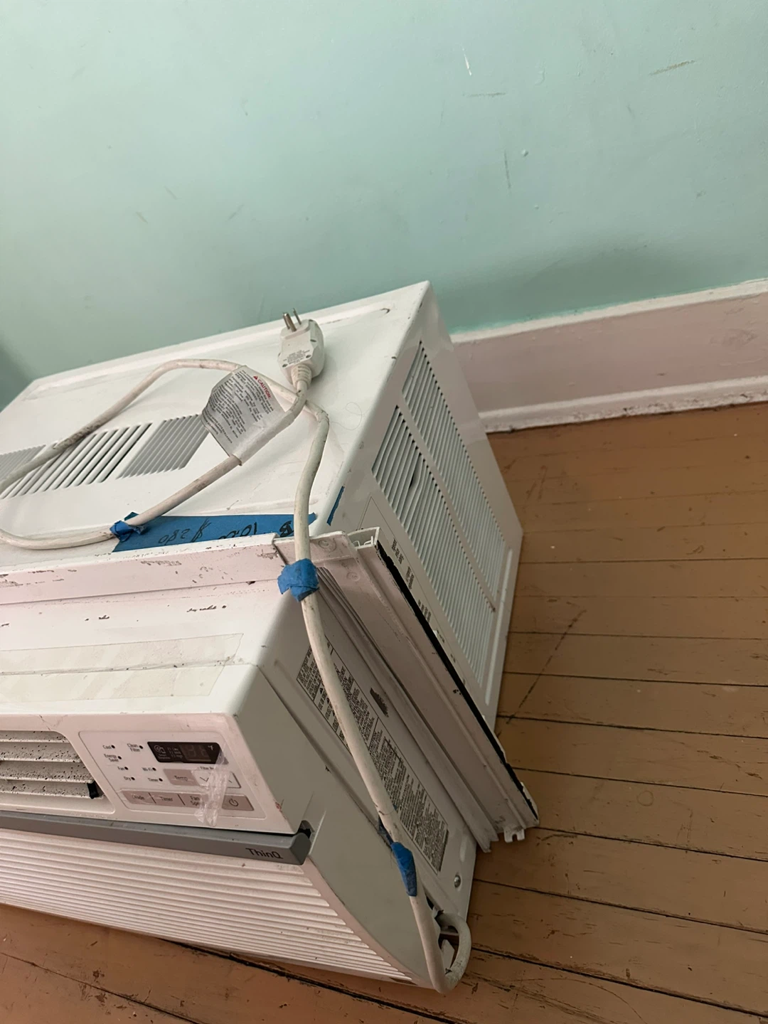 LG ThinQ Window Air Conditioner - photo 3