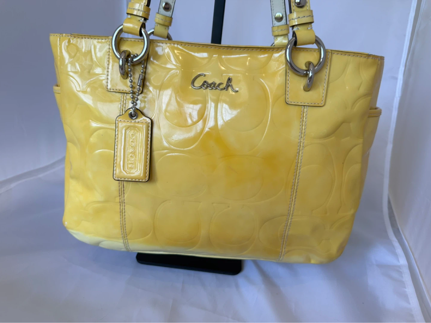 Coach F14709 Yellow Patent Leather Signature Tote