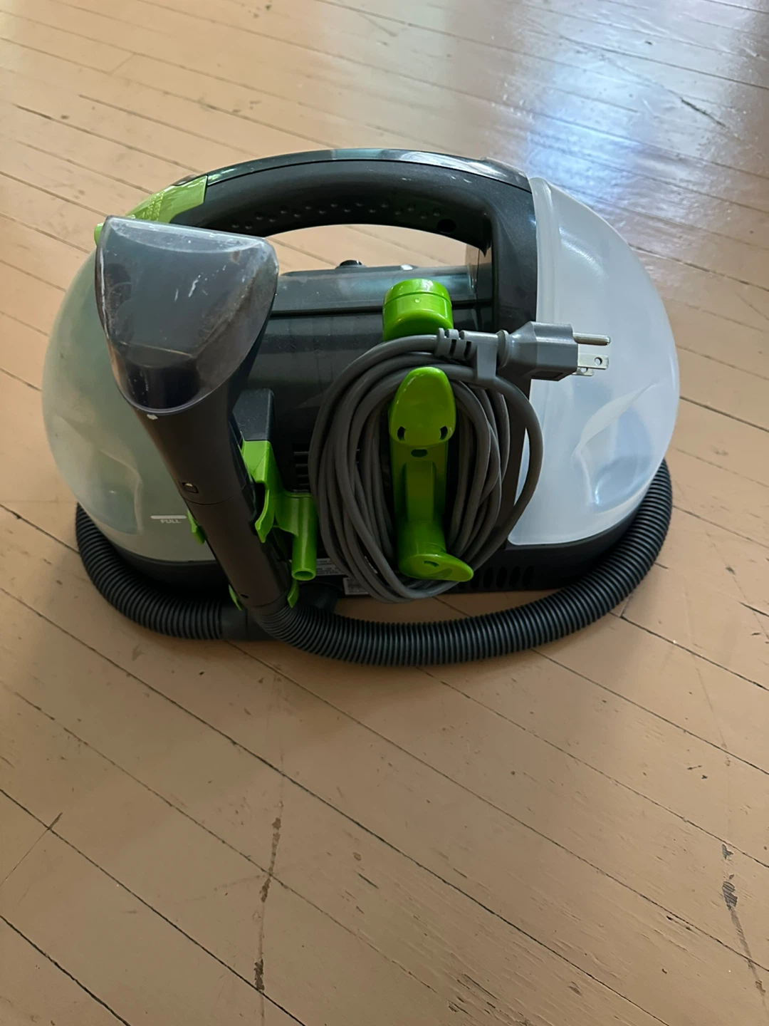 Bissell Little Green Carpet Cleaner - photo 2