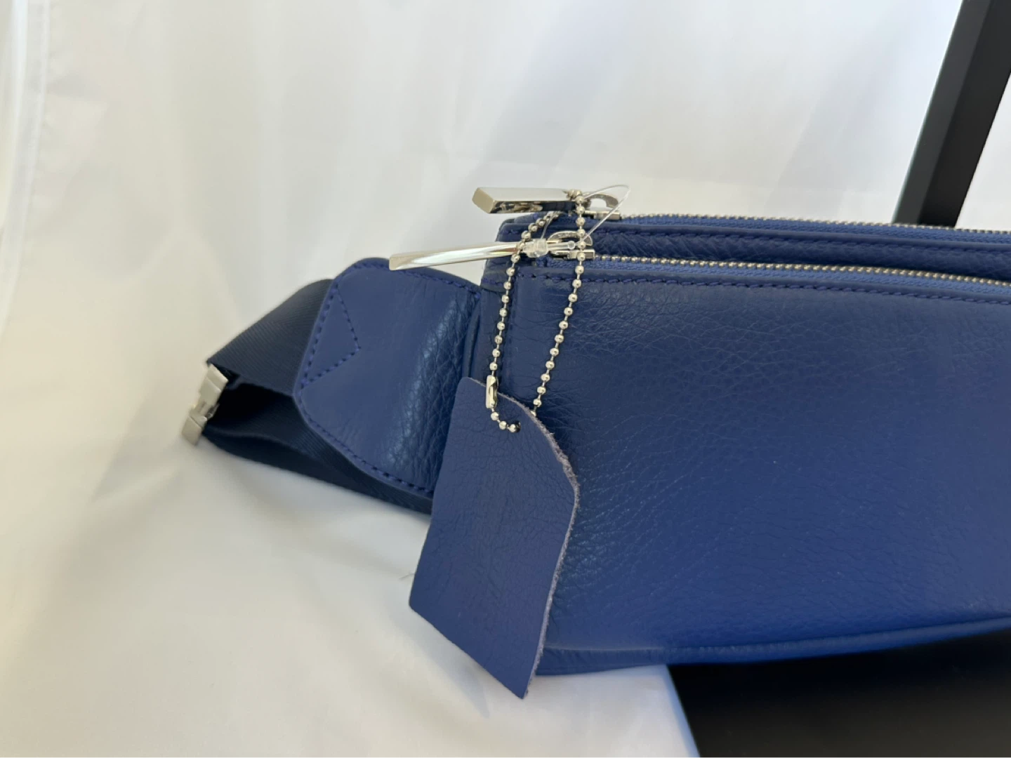 Vintage Danier Blue Leather Crossbody Belt Bag Fanny Pack  NWT - photo 2