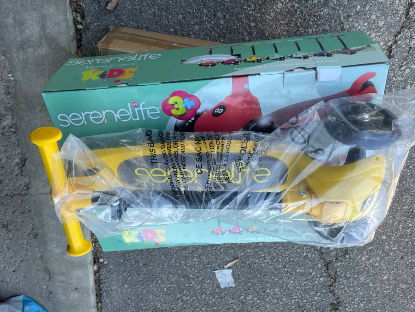 SereneLife 3 Wheel Scooter for Kids - photo 2
