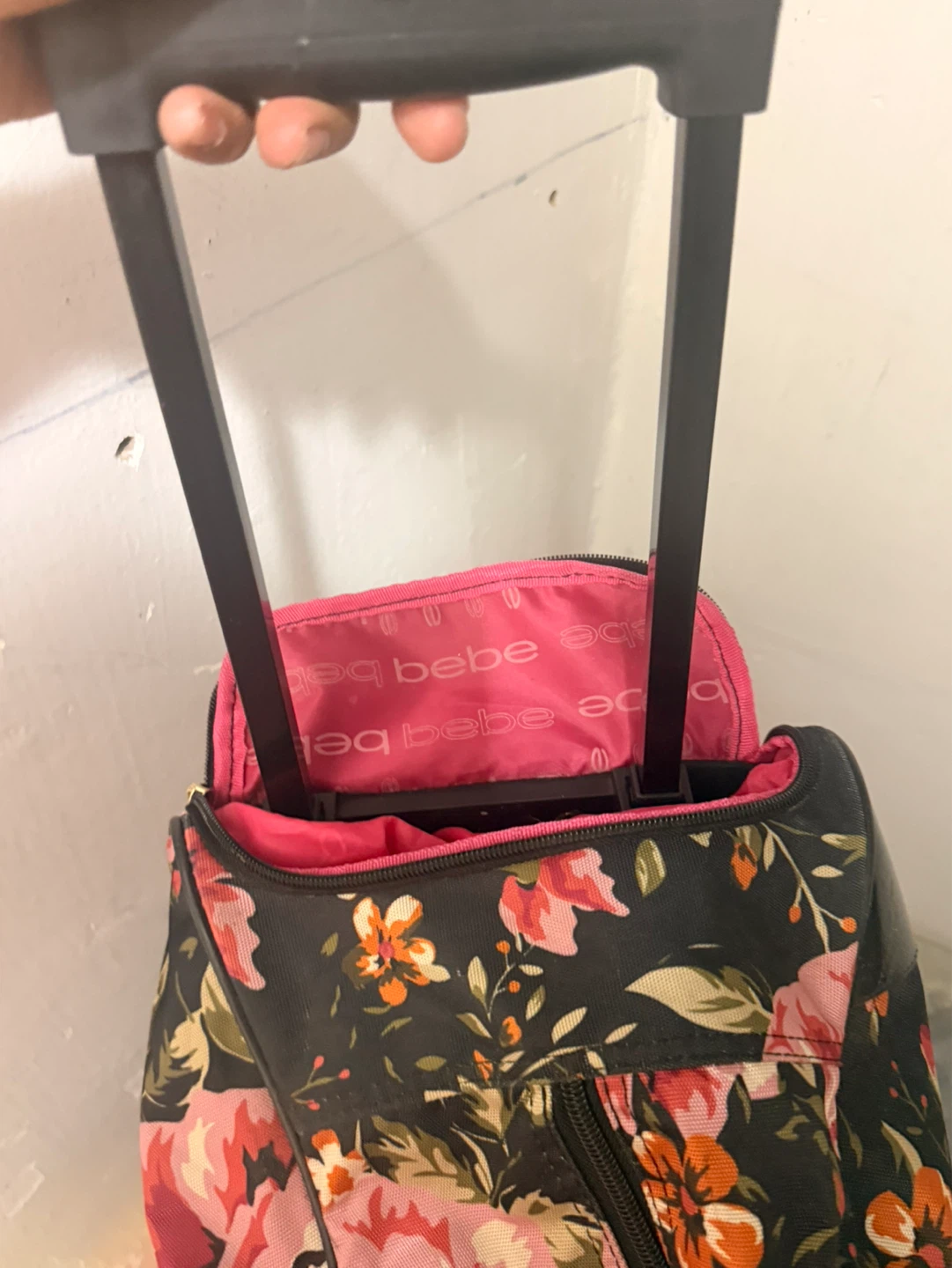 Bebe Floral Rolling Luggage Bag - photo 2