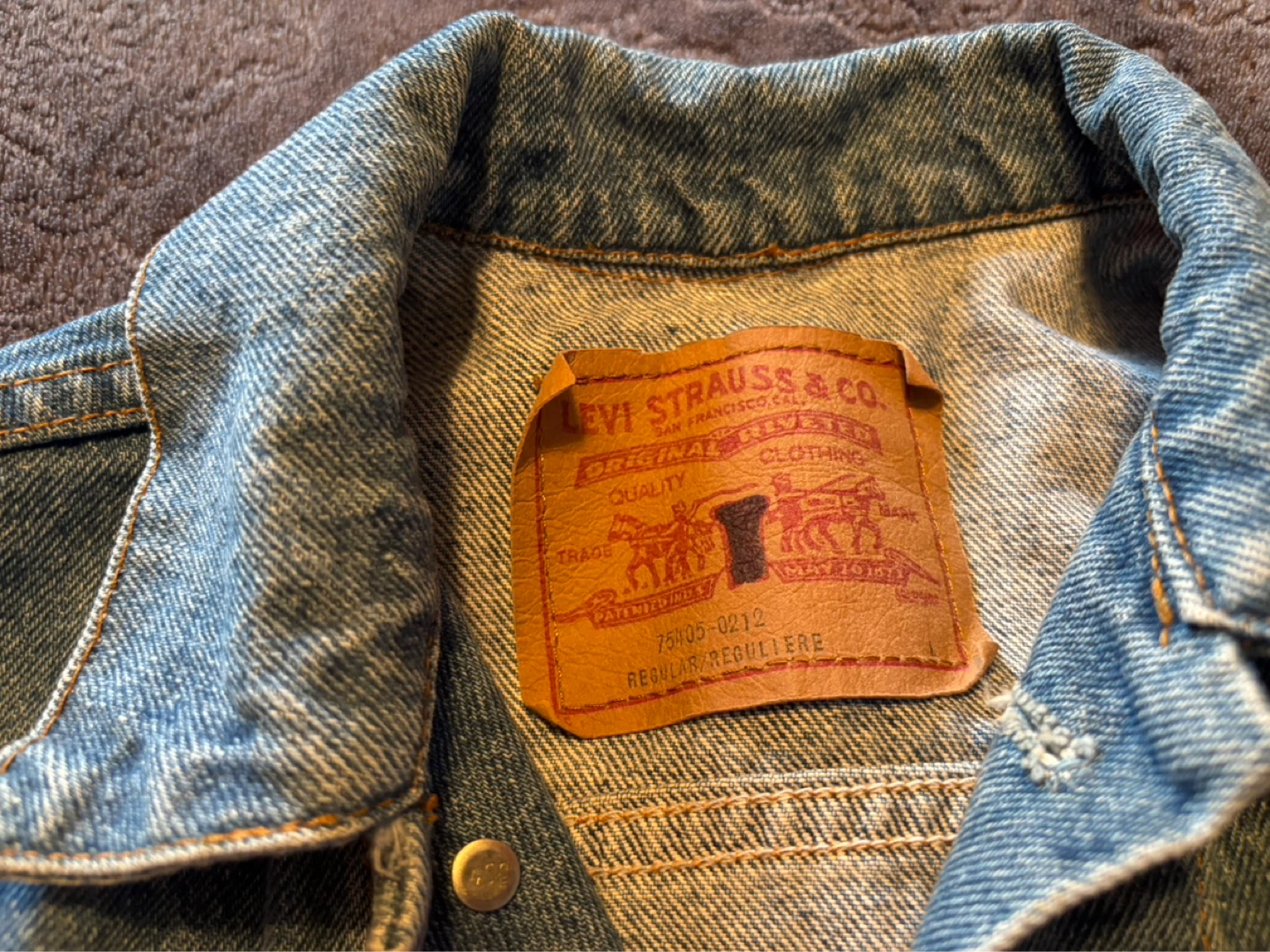 Levi’s denim jacket - ladies - photo 2