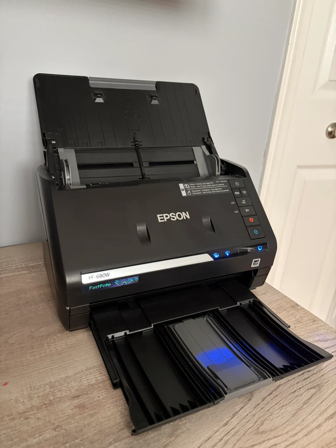 Epson FastFoto FF-680W Scanner - photo 2