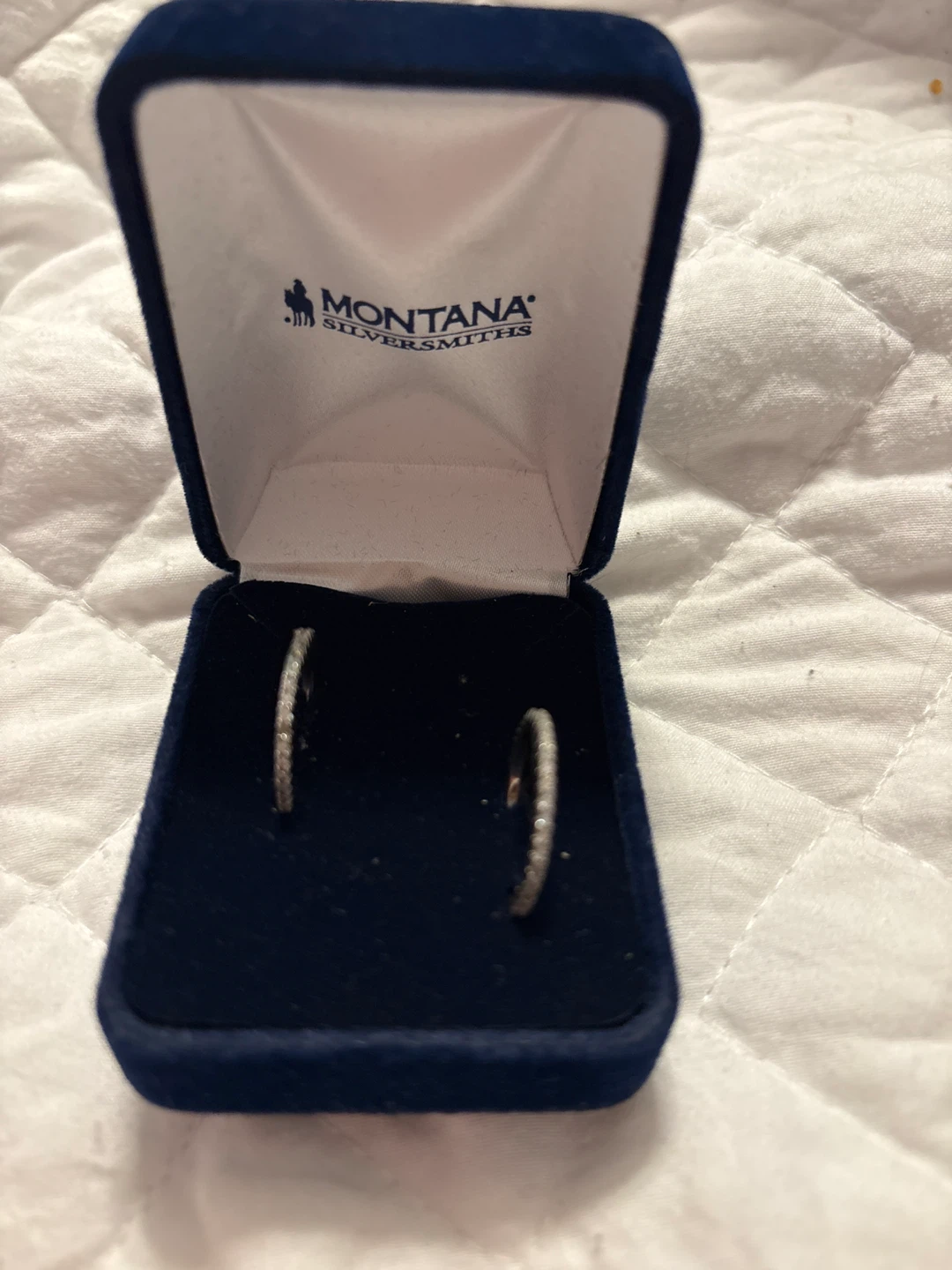 Montana Silversmiths Hoop Earrings