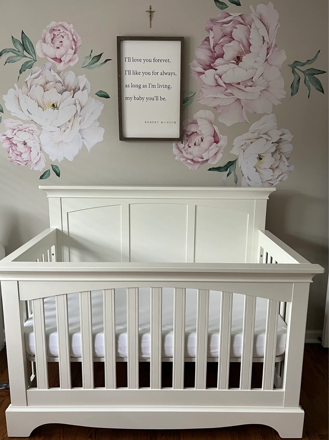 Convertible crib w/ mattress