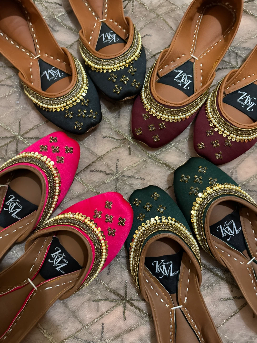 Hussa Master Embellished Jutti Flats