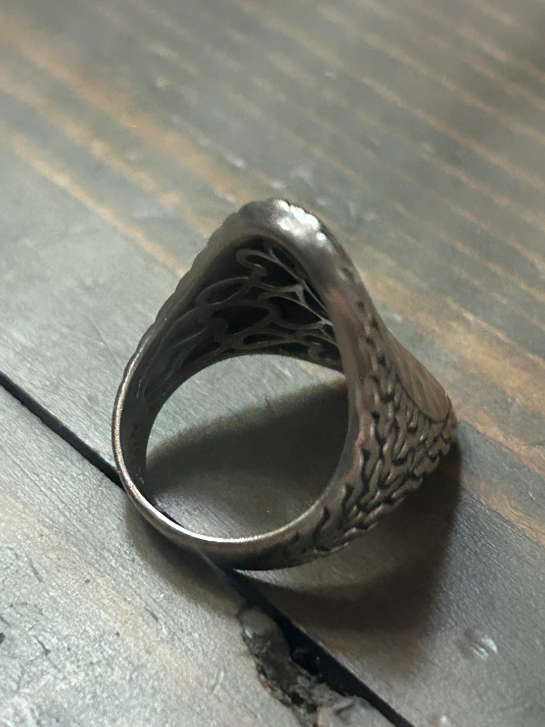 Vintage Hammered Oval Signet Ring - incredible quality! - photo 4