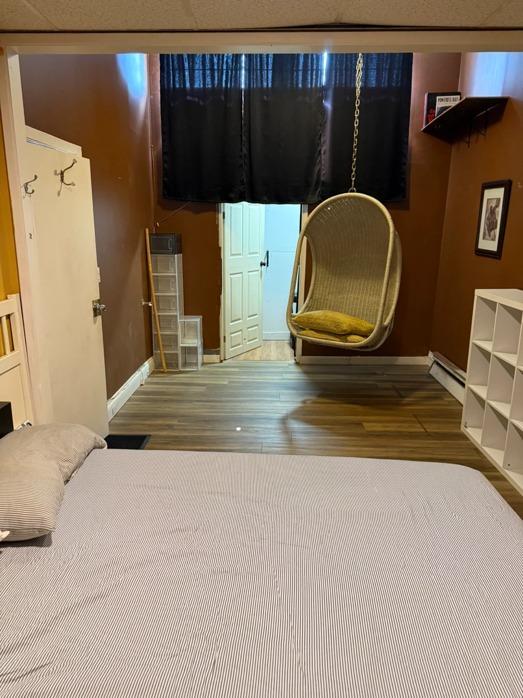 Private room available for rent - photo 2