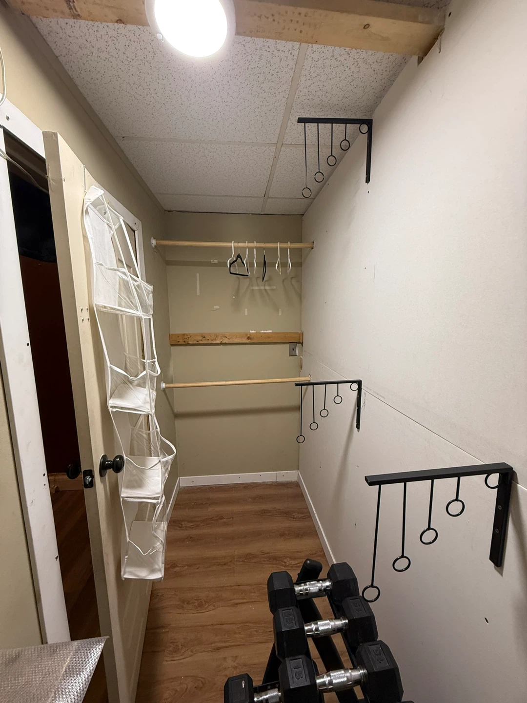 Private room available for rent - photo 5
