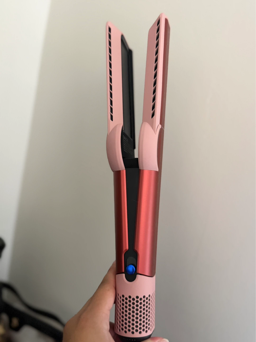 Dyson Hair Straightener - photo 3