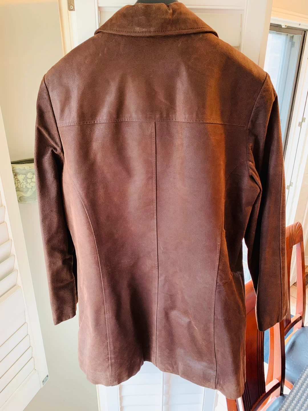 Genuine Leather Jacket: Large - Danier Brand - photo 3
