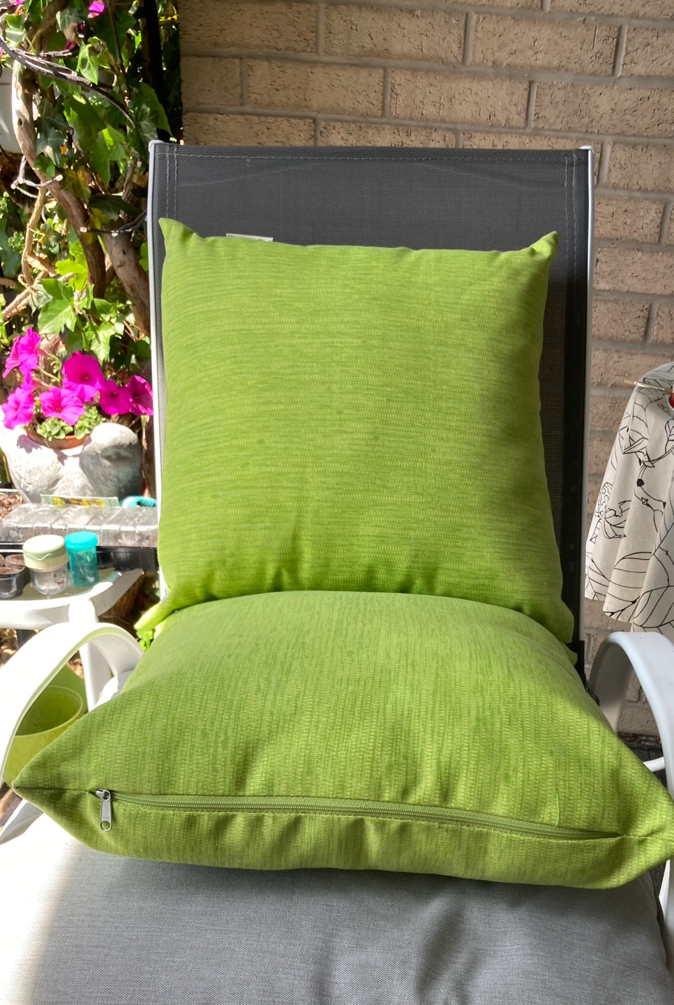 2 outdoor Sheridan @ Home Green Accent Pillows