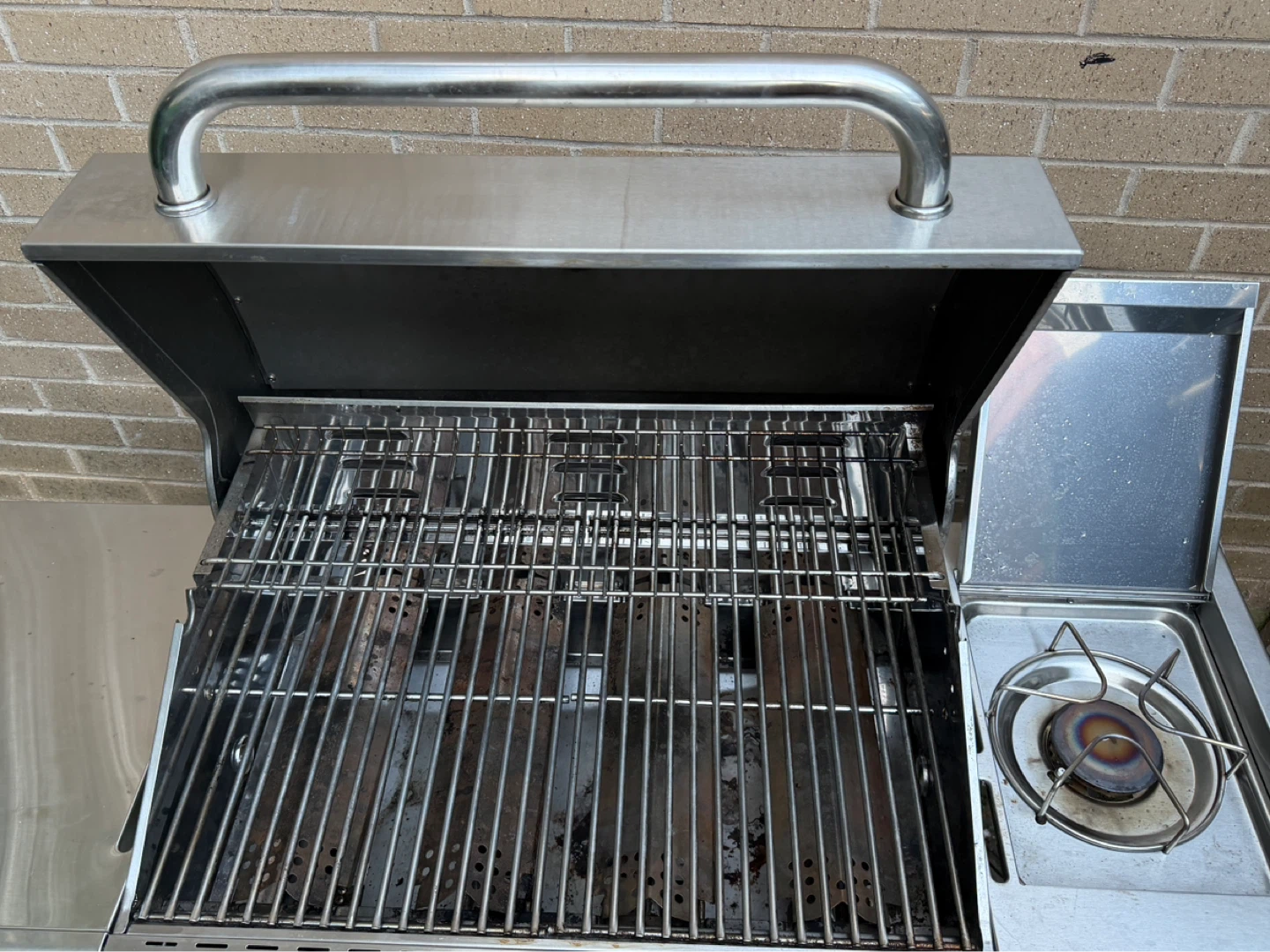 Nexgrill 4-Burner Propane Gas Grill with Side Burner - photo 2