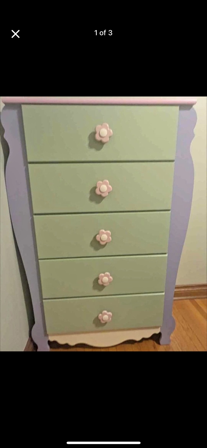 Multi-coloured 5-drawer dresser