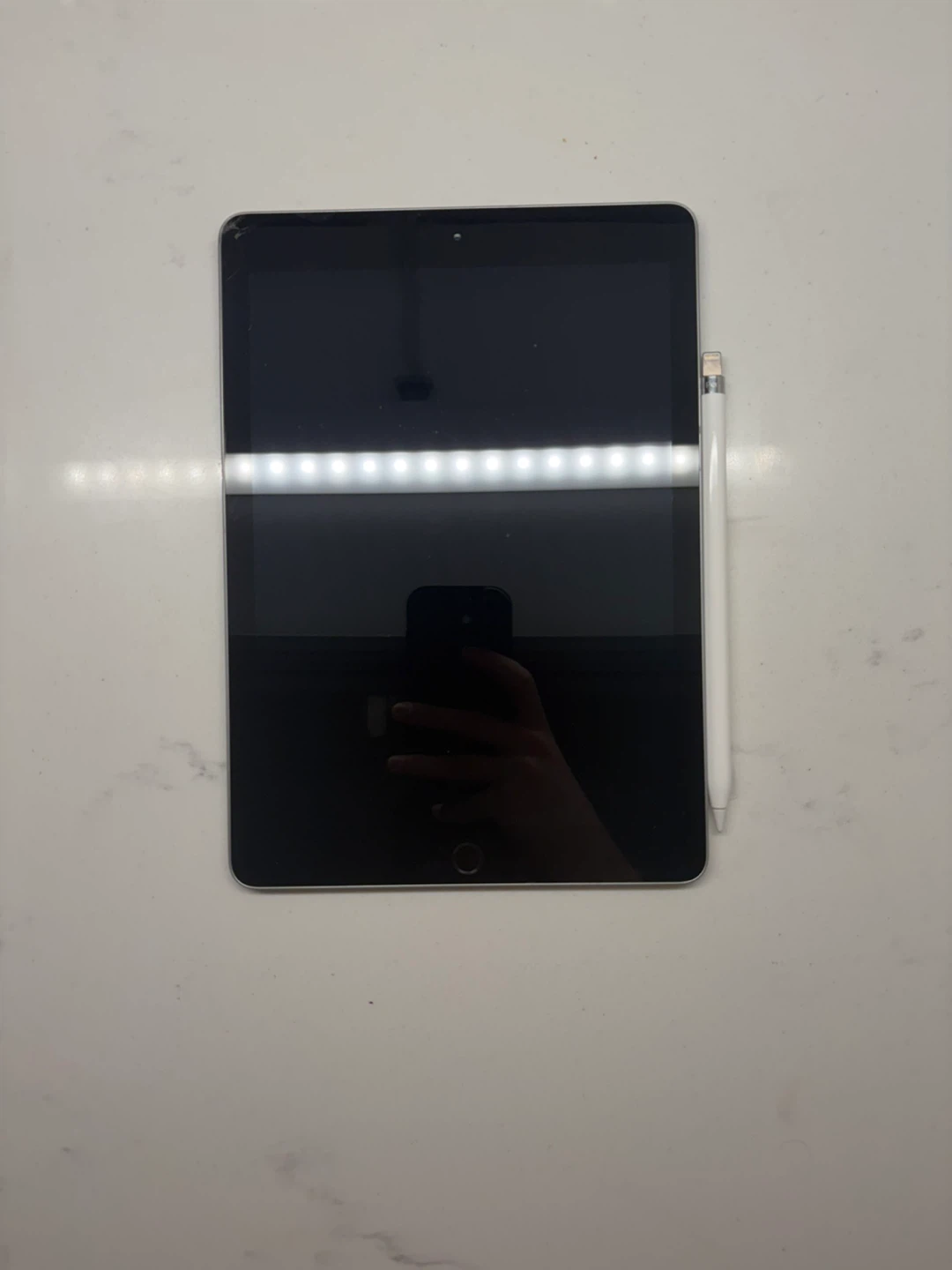 iPad 6th Gen + Apple Pencil Bundle - photo 2