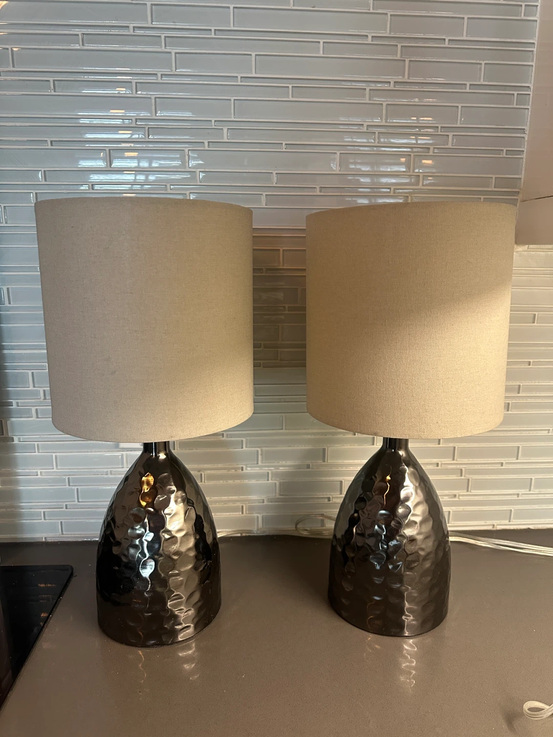 MODERN CONTEMPORARY METALLIC CERAMIC TABLE NIGHT STAND LAMPS - photo 3