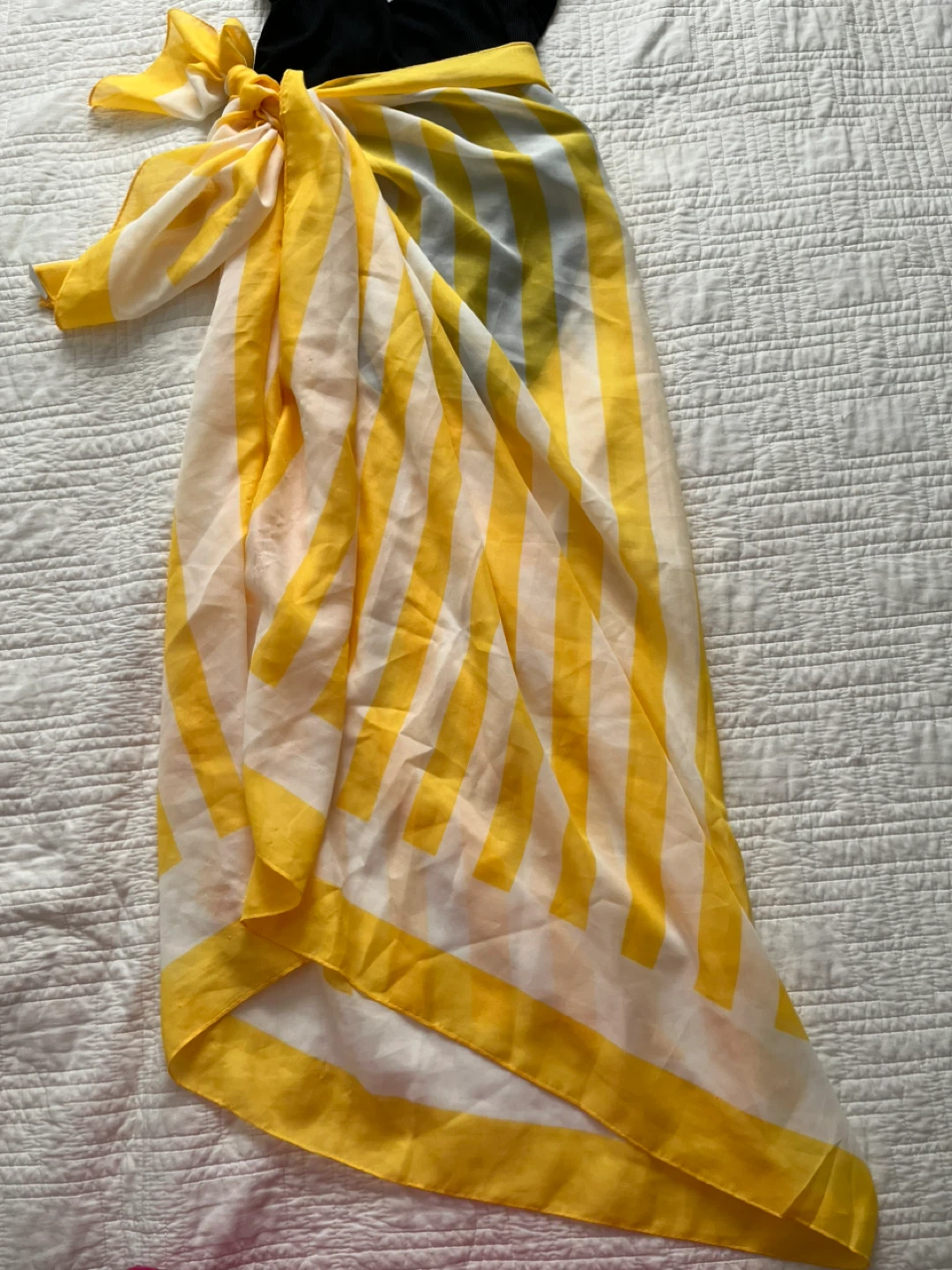 Giorgio Beverly Hills Yellow & White Striped Sarong - photo 2
