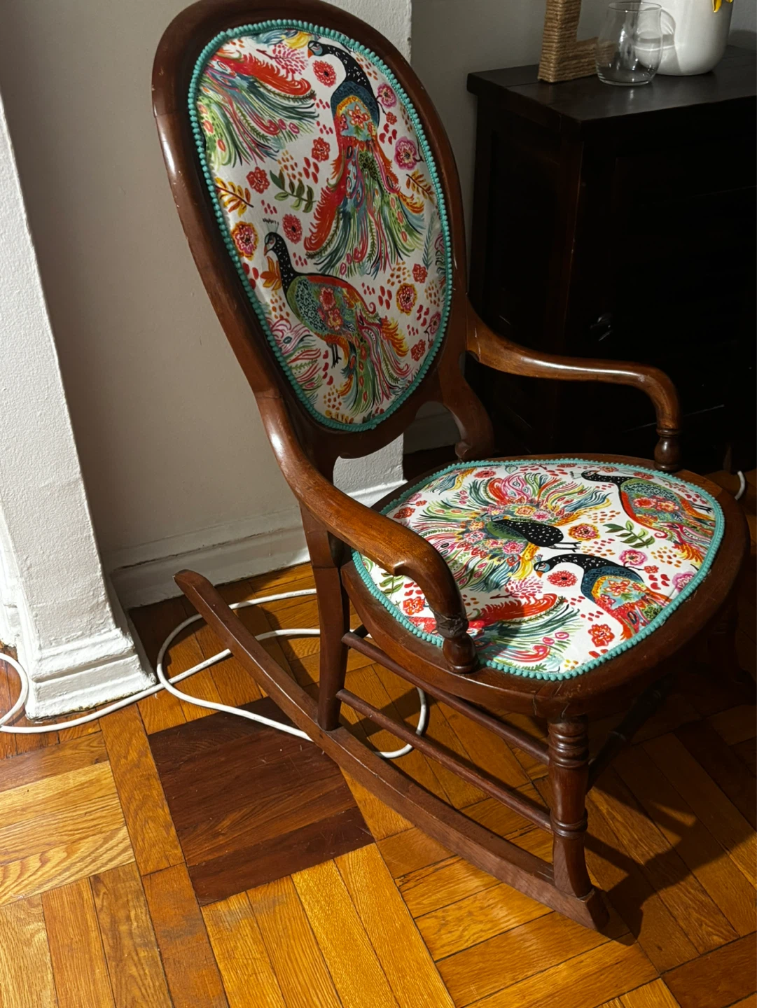 Vintage Wooden Rocking Chair with Peacock Upholstery - photo 2
