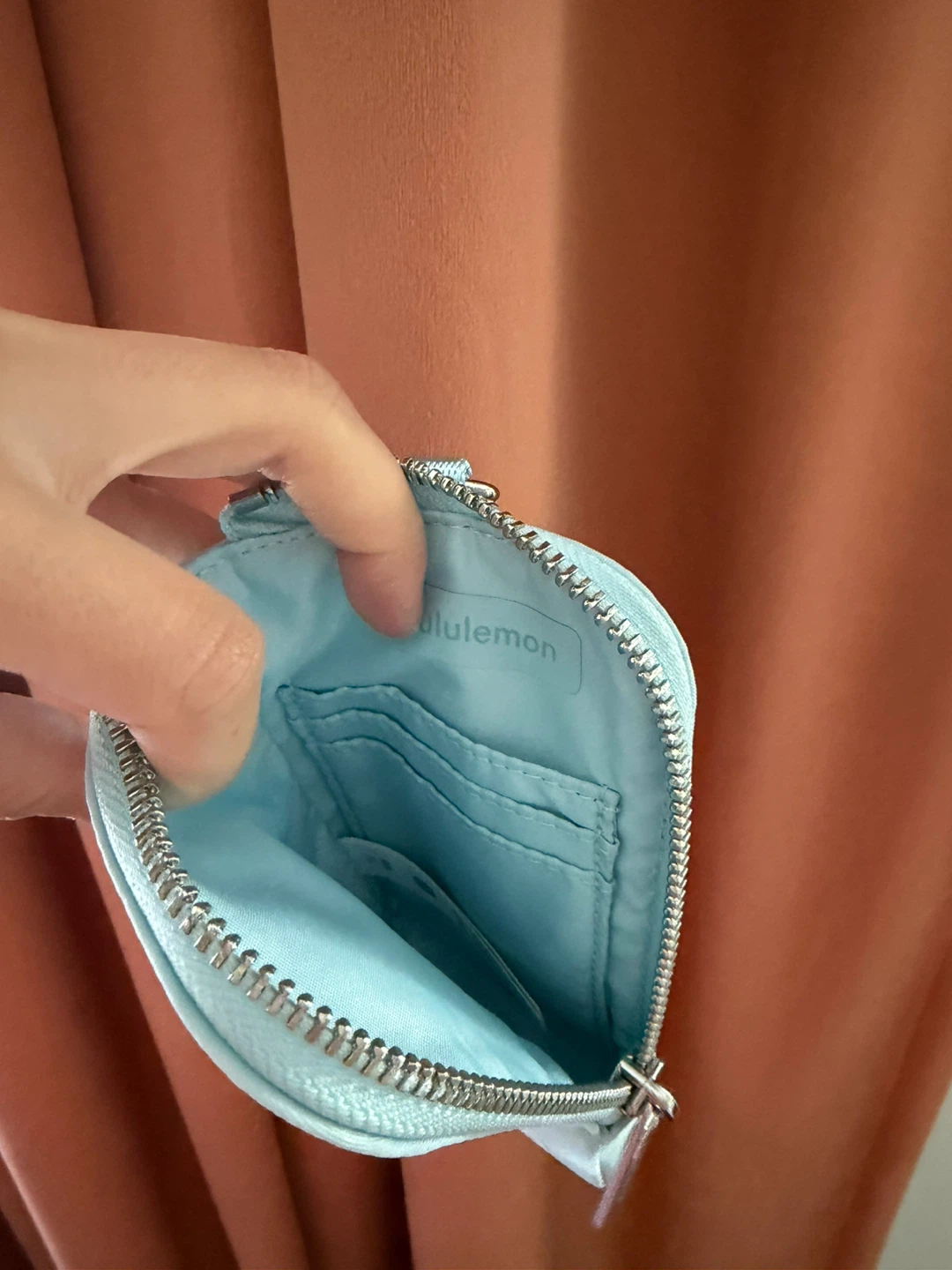 Lululemon wallet ONLY - photo 4