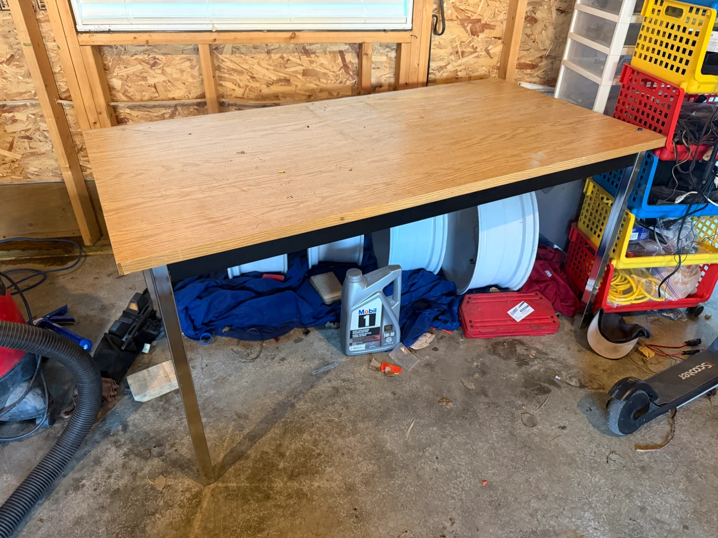 Wooden top desk with metal legs