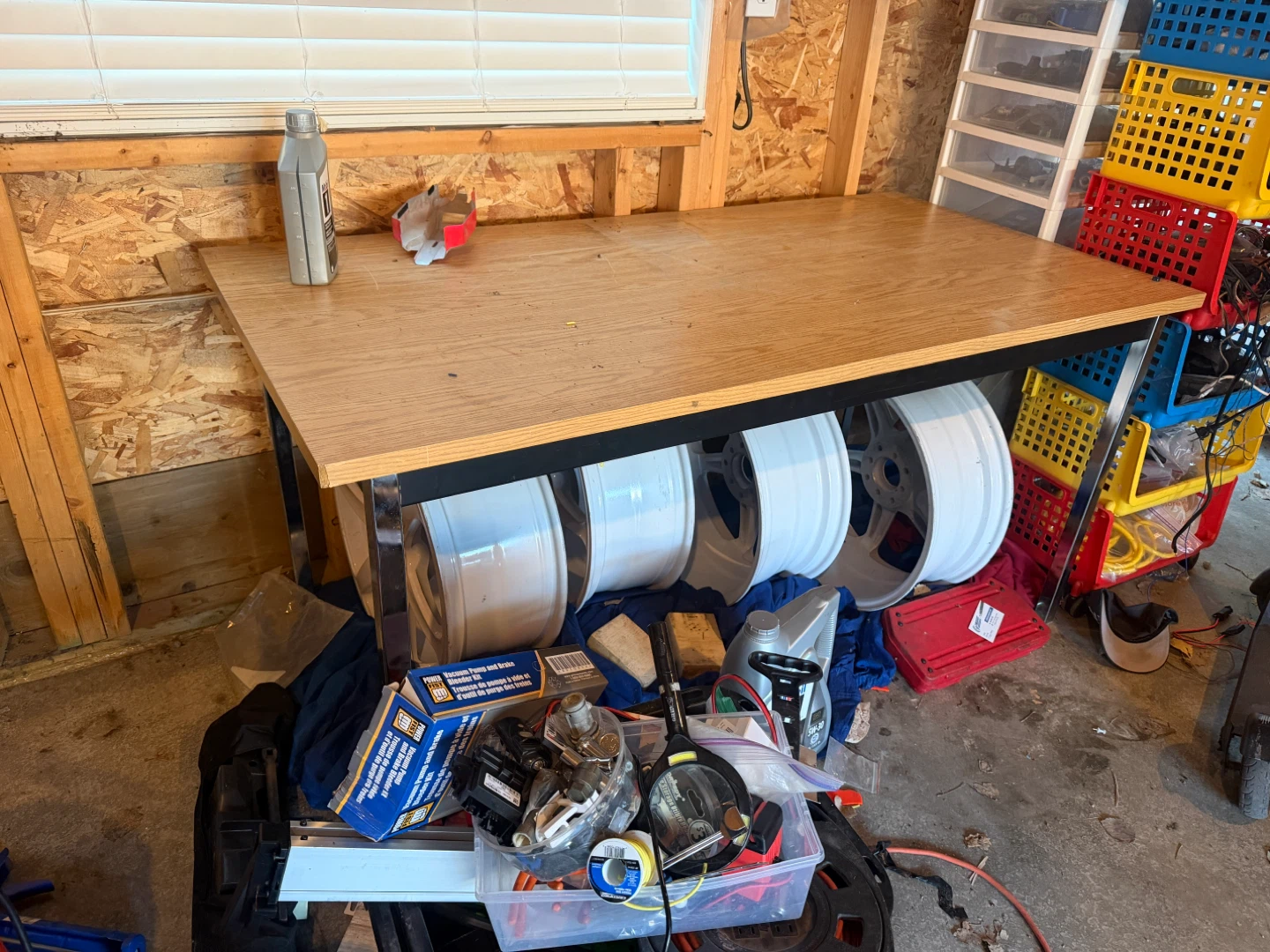 Wooden top desk with metal legs - photo 2