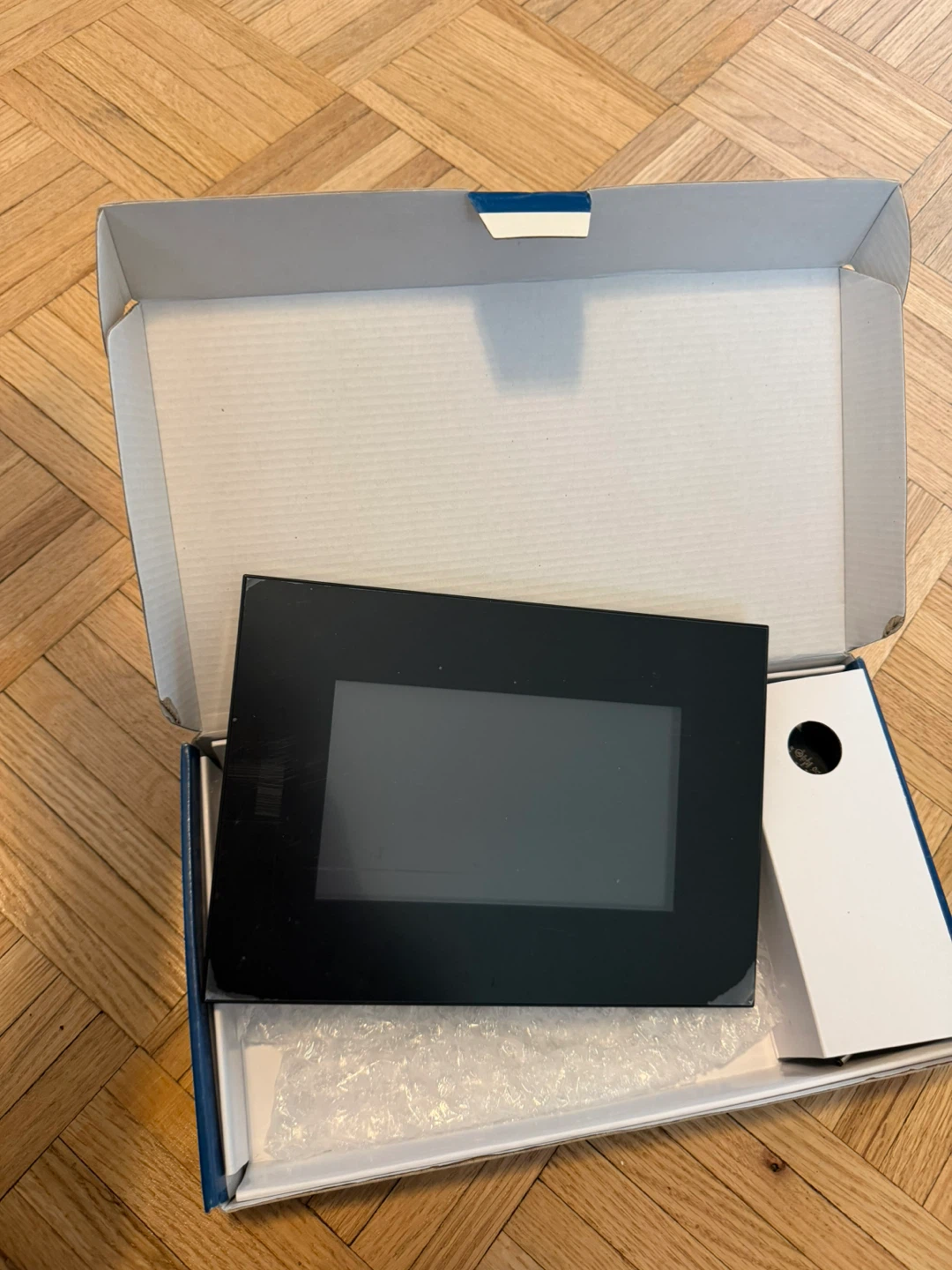 OPTEX 7" Digital Picture Frame - photo 2