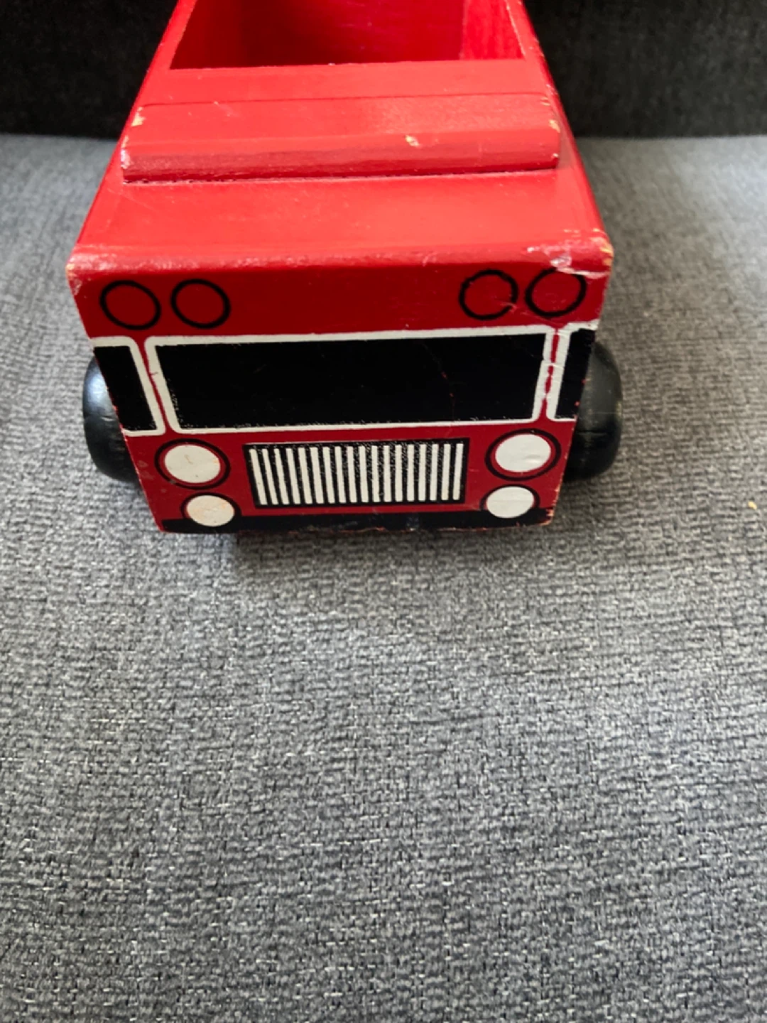 My little red fire truck - photo 4
