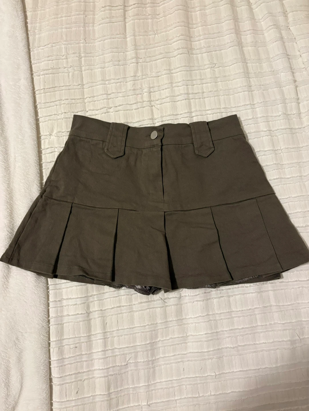 Oak + Fort Pleated Mini Skirt