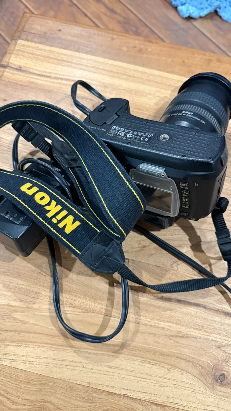 Nikon D70 DSLR Camera with Lens and Charger