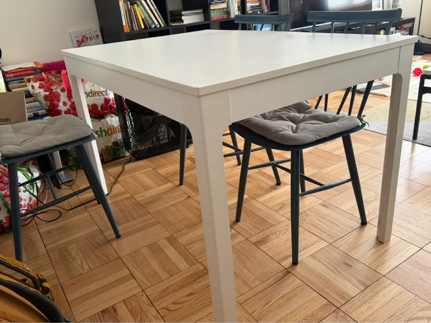 MOVING SALE - IKEA EKEDALEN Extendable dining table, white - photo 3