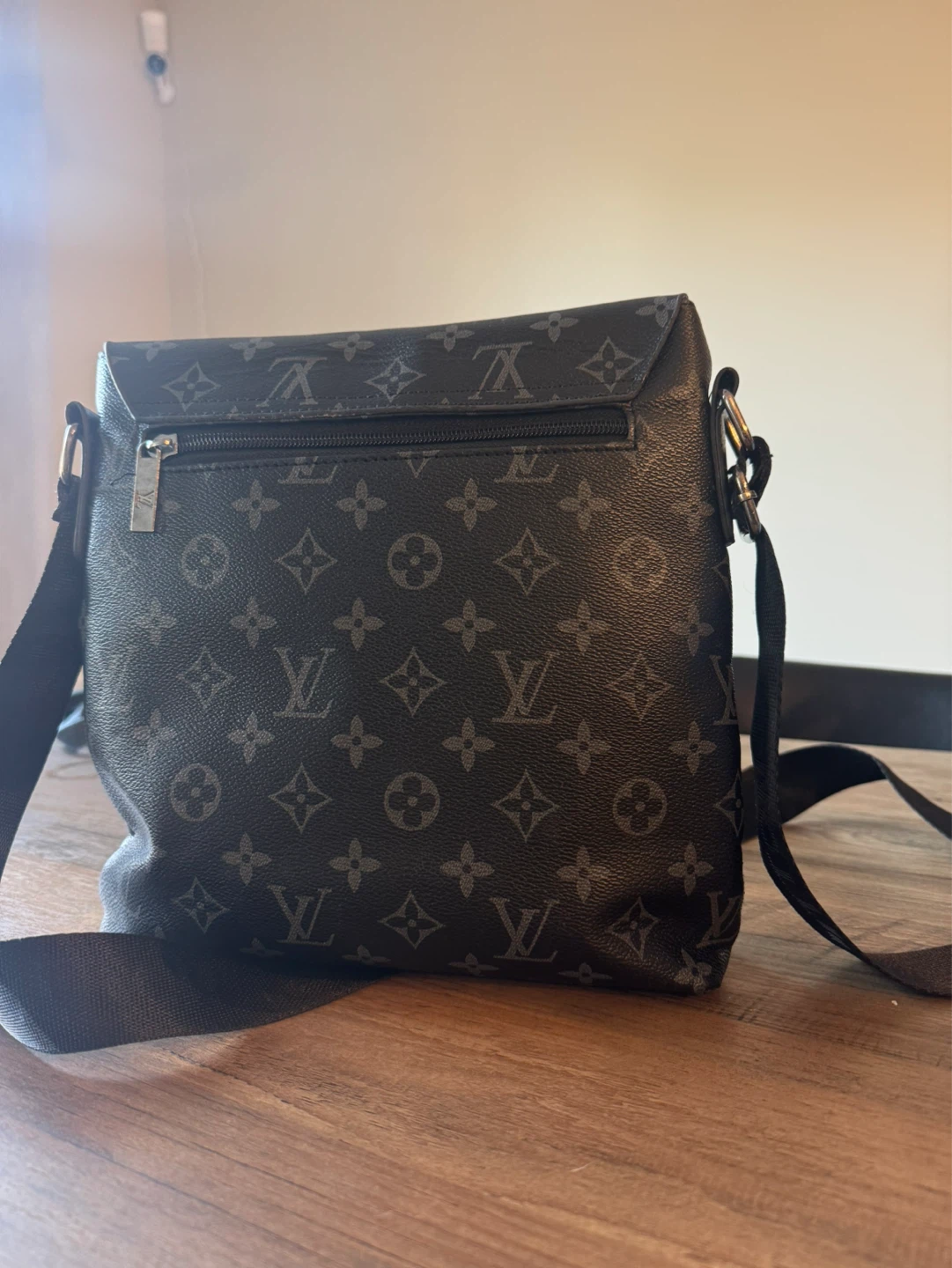 Louis Vuitton Monogram Messenger Bag - photo 3