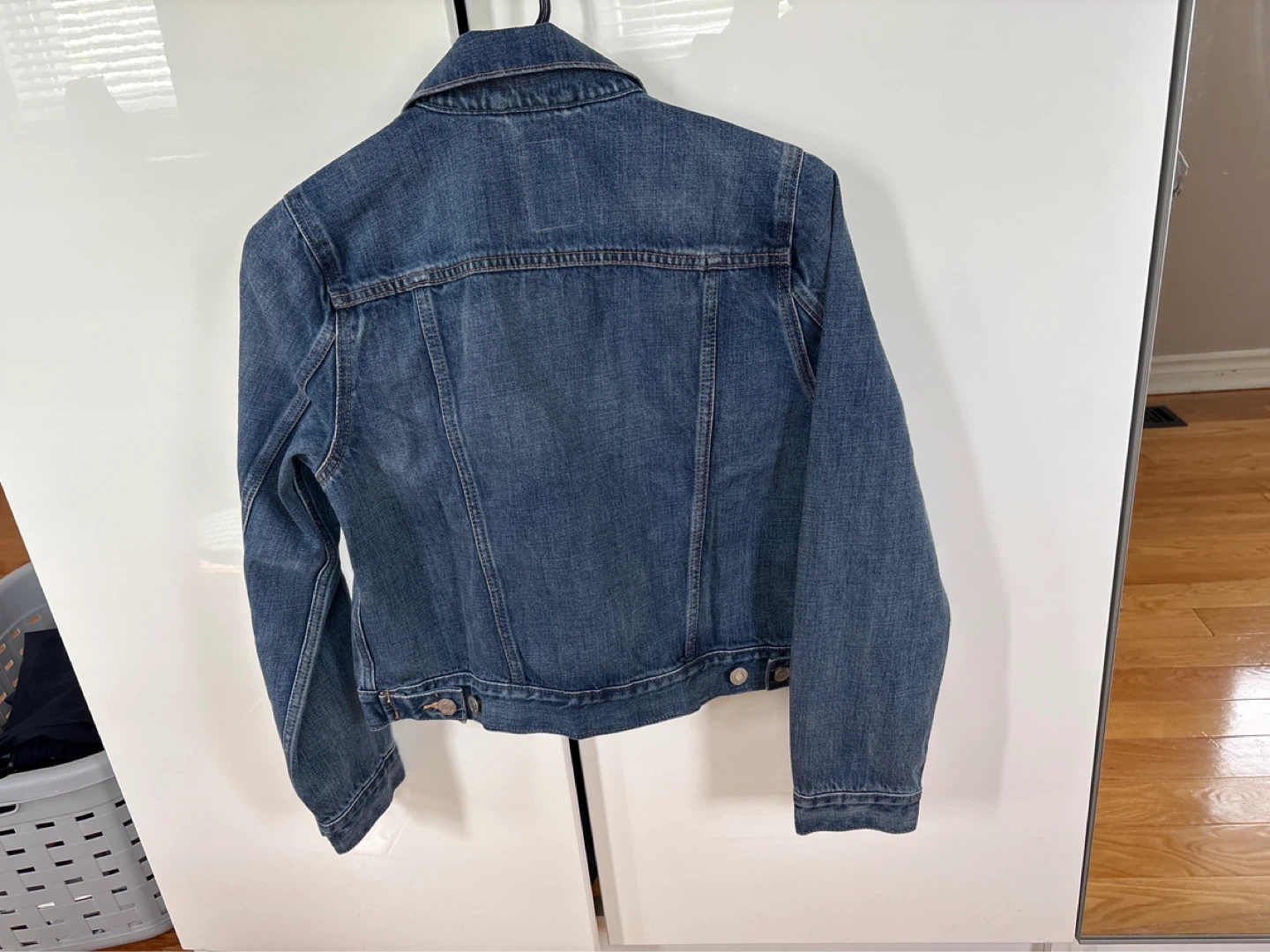GAP ladies Denim Jacket size small - photo 2