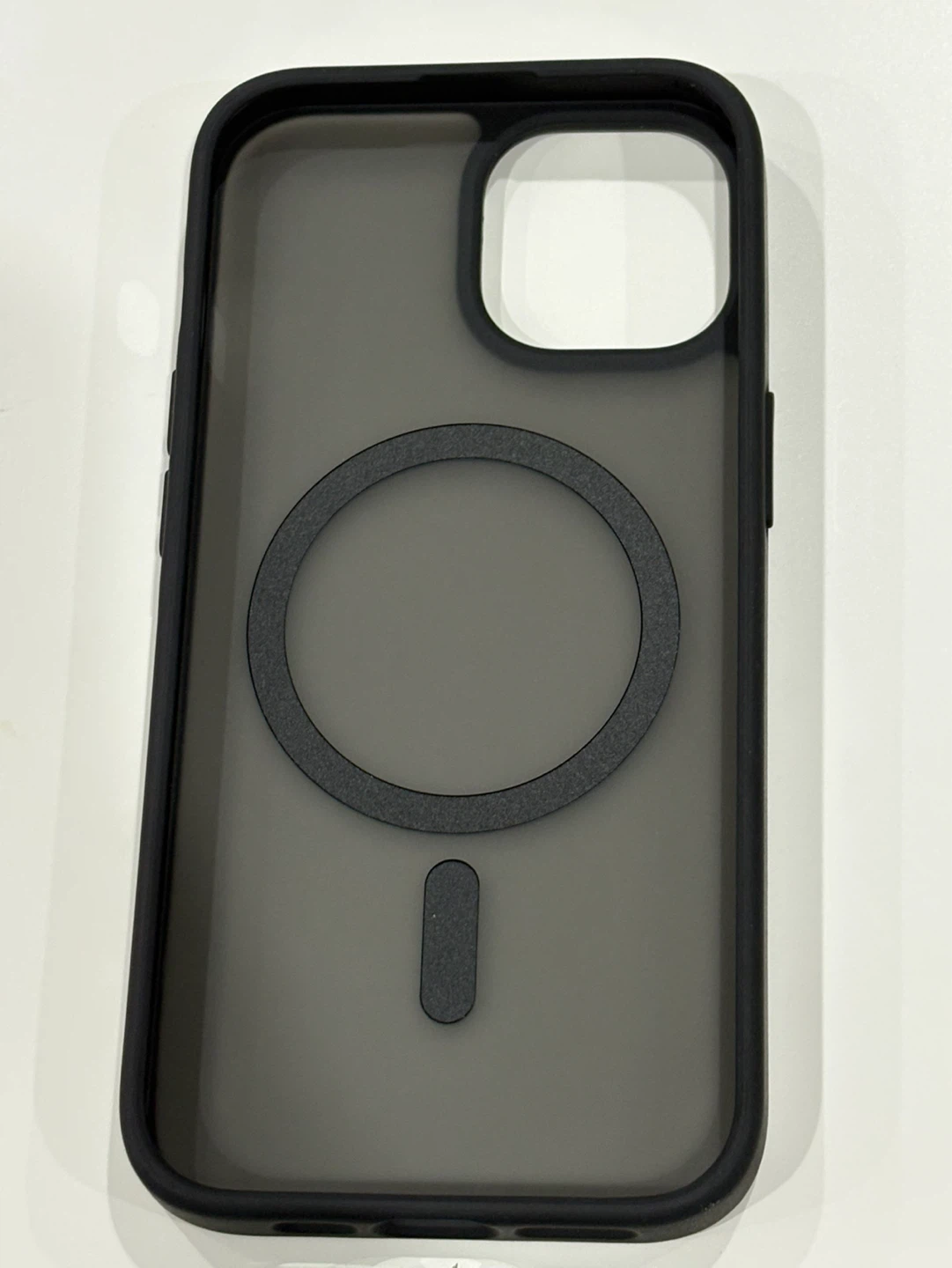 MagSafe Case – iPhone 15 – Black – $10 - photo 2