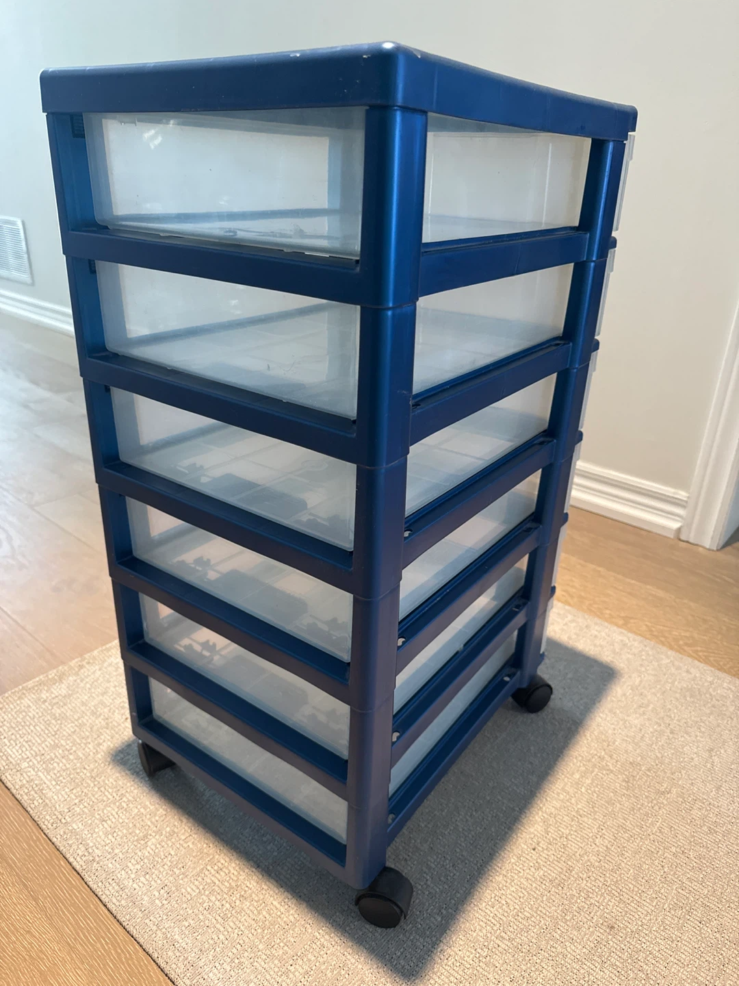 Blue plastic drawer unit - photo 3
