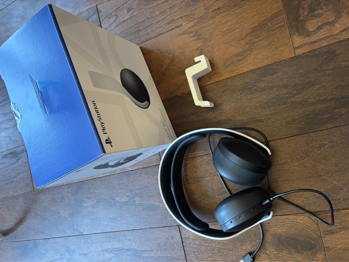 PlayStation Pulse 3D Wireless Headset - photo 2